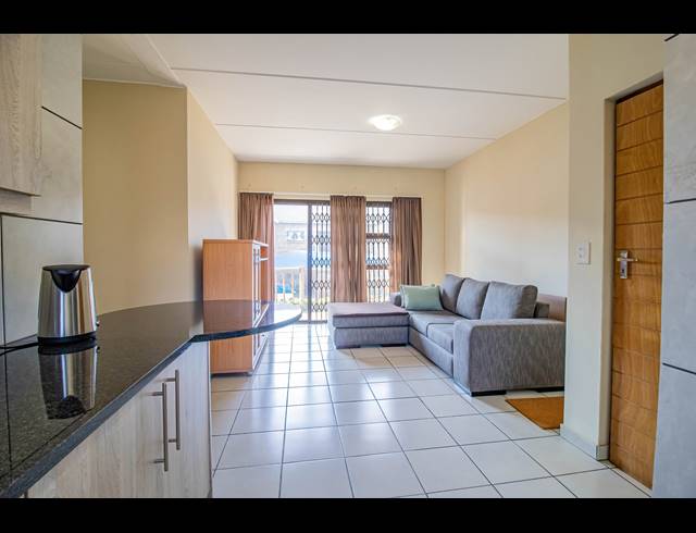2 BEDROOM APARTMENT FOR SALE IN SOUTH CREST